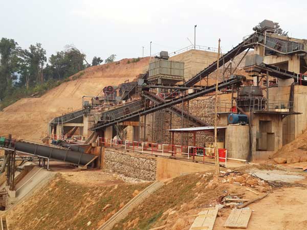Процесс добычи железной руды